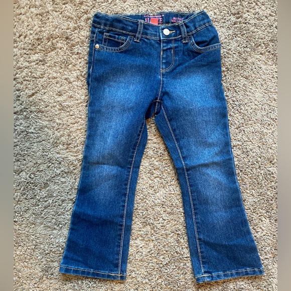 4T toddler girls Jeans. Brand new! - Picture 1 of 4